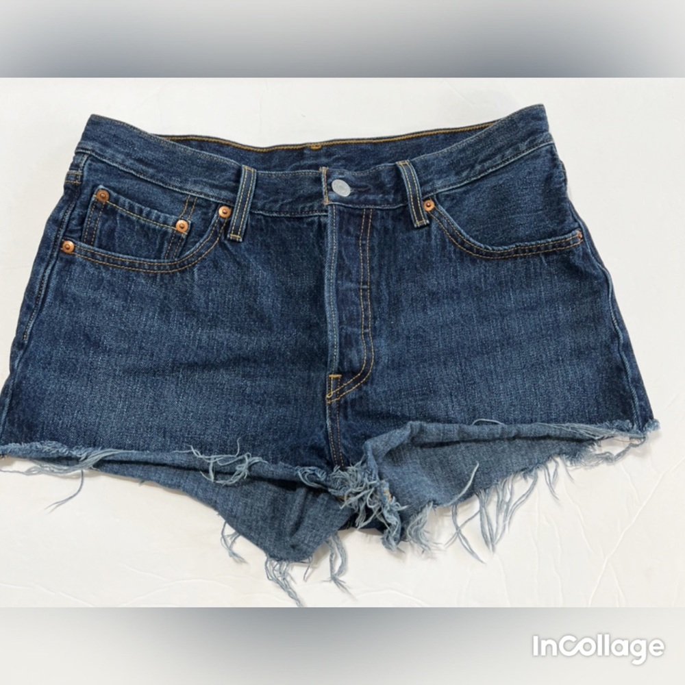 Levi's 501 Button Fly Raw Hem Shorts - 29